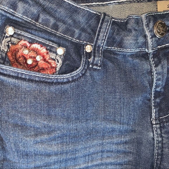 Upcycled Earl Jeans rose appliqués studded 27w - Picture 9 of 11